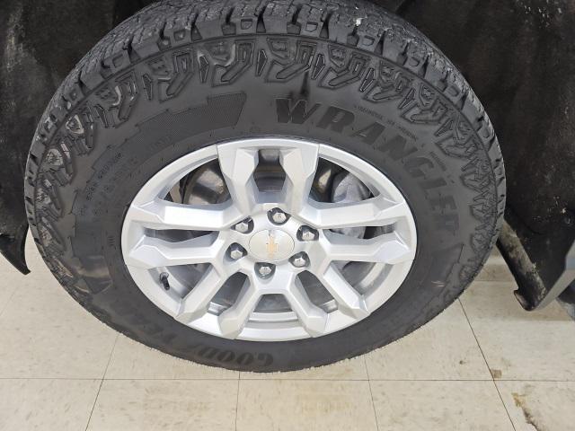 Photo of 2022 Northsky Blue Metallic Chevrolet Silverado 1500