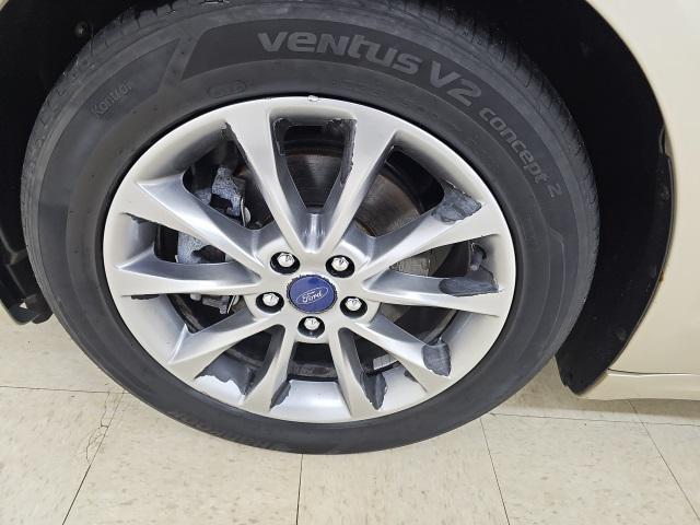 Photo of 2017 White Gold Ford Fusion