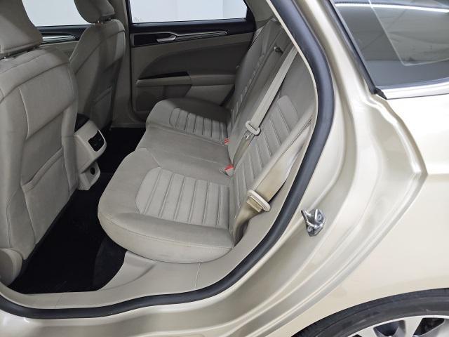 Photo of 2017 White Gold Ford Fusion