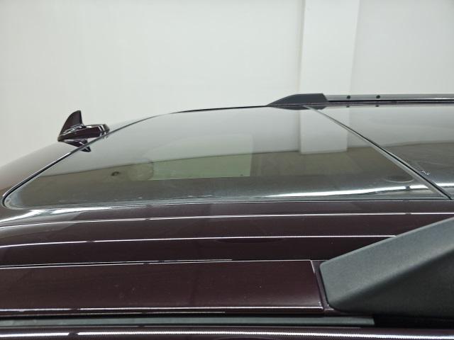 Photo of 2023 Red Metallic Ford Expedition Max