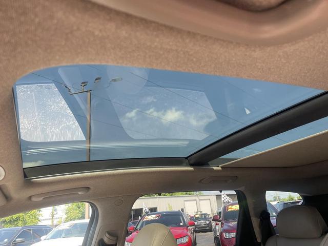 Photo of 2019 Black Hyundai SANTA FE
