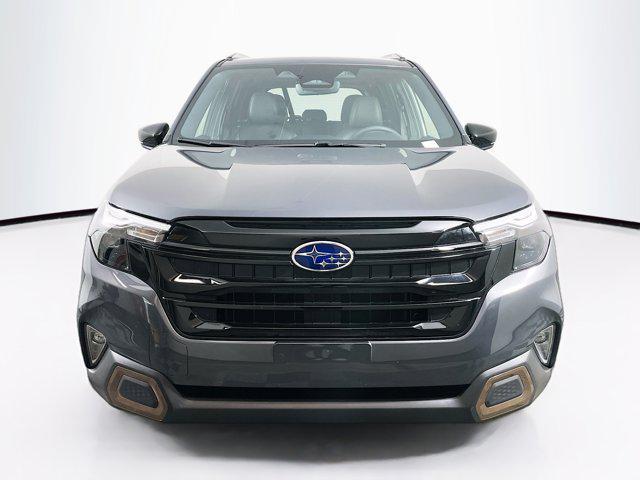 Photo of 2025 Magnetite Gray Metallic Subaru Forester