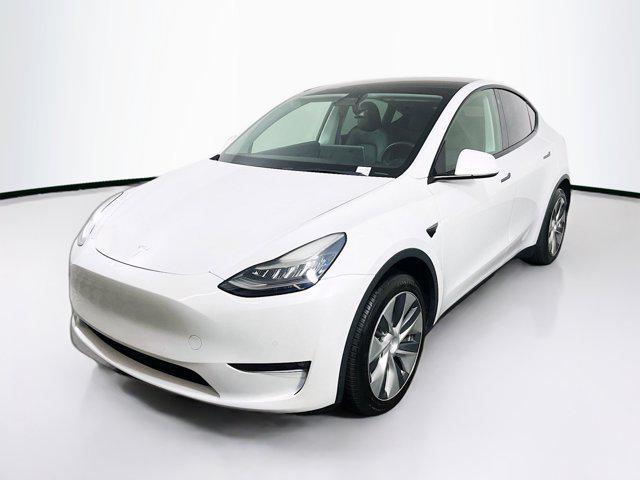 Photo of 2021 Pearl White Multi-Coat Tesla Model Y