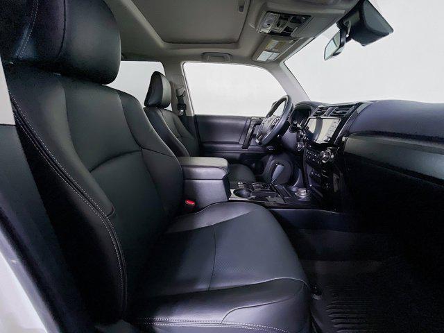 Photo of 2021 Blizzard Pearl Toyota 4Runner