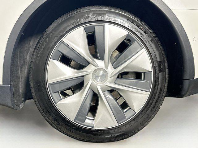 Photo of 2021 Pearl White Multi-Coat Tesla Model Y