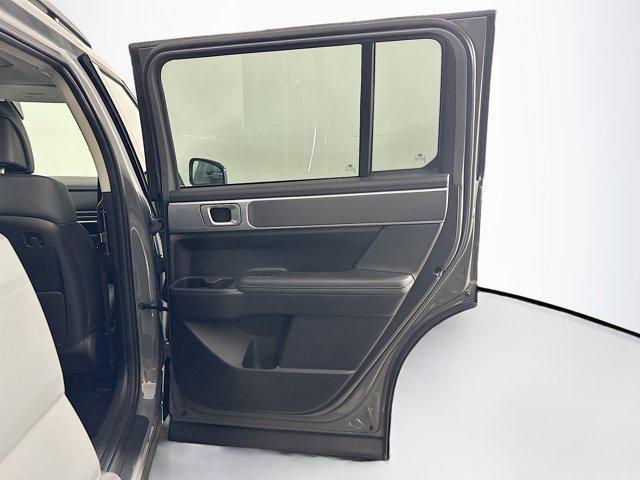 Photo of 2024 Hampton Gray Hyundai SANTA FE