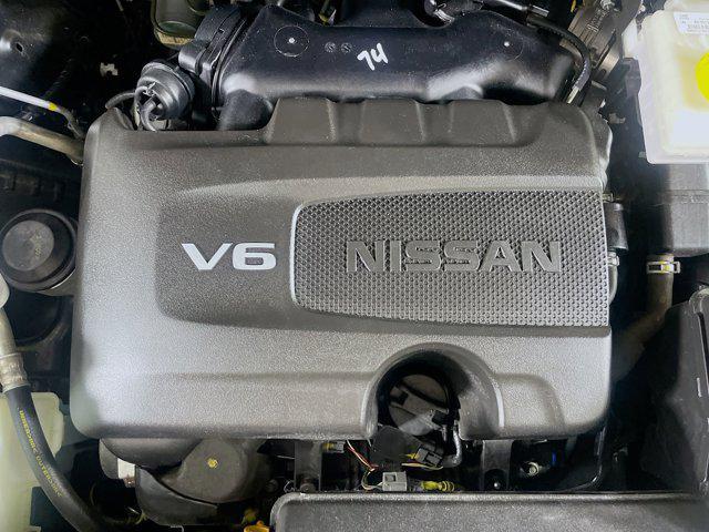 Photo of 2024 Super Black Nissan Pathfinder