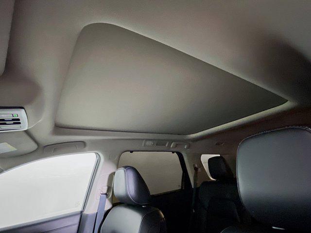 Photo of 2024 Super Black Nissan Pathfinder