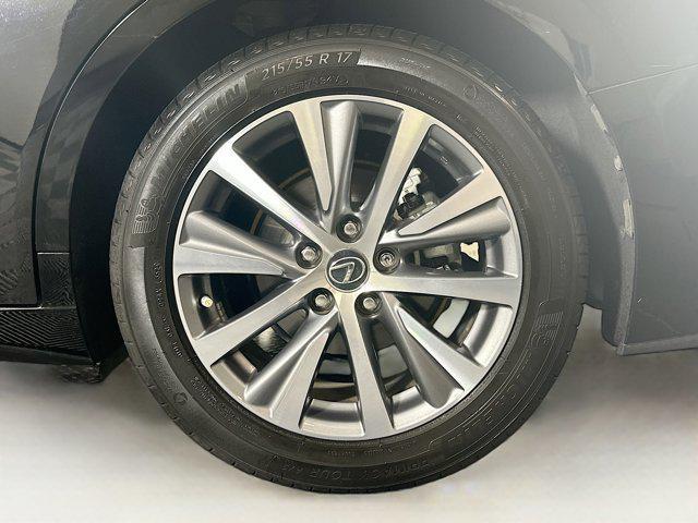 Photo of 2020 Obsidian Lexus ES 350