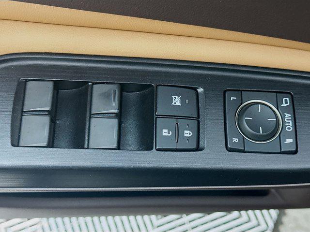 Photo of 2020 Obsidian Lexus ES 350