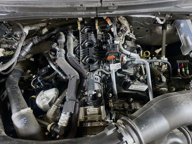 Photo of 2024 Agate Black Metallic Ford Expedition