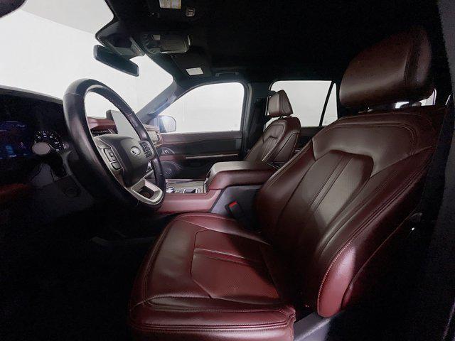 Photo of 2024 Agate Black Metallic Ford Expedition