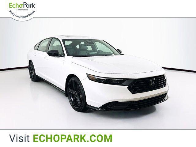 Photo of 2024 Platinum White Pearl Honda Accord Hybrid