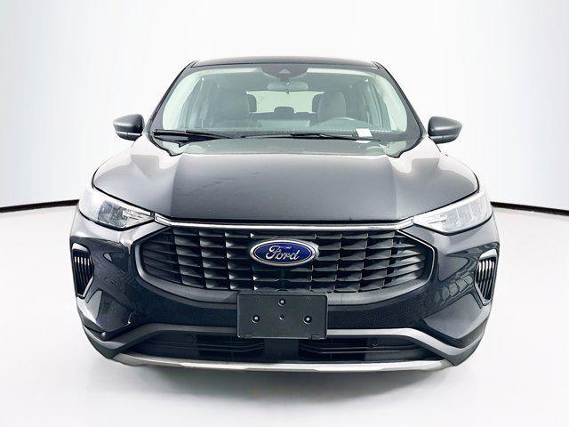 Photo of 2024 Agate Black Metallic Ford Escape