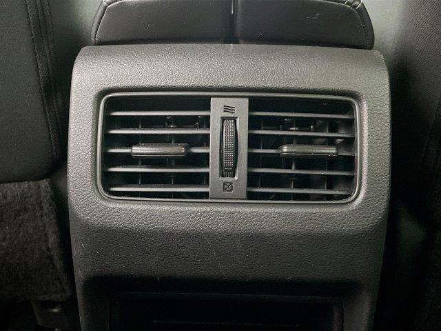 Photo of 2023 Super Black Nissan Rogue
