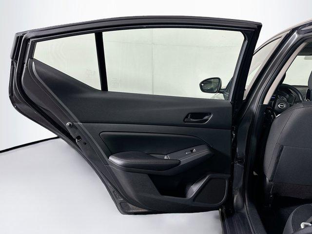 Photo of 2024 Gun Metallic Nissan Altima