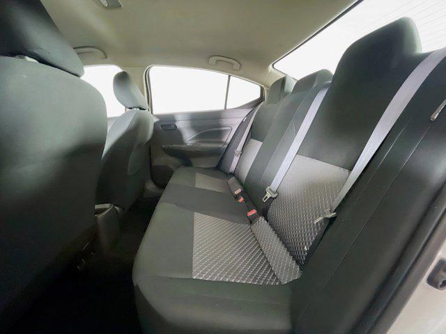 Photo of 2024 Brilliant Silver Metallic Nissan Versa