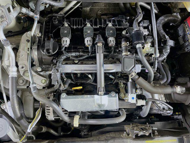 Photo of 2024 Brilliant Silver Metallic Nissan Versa