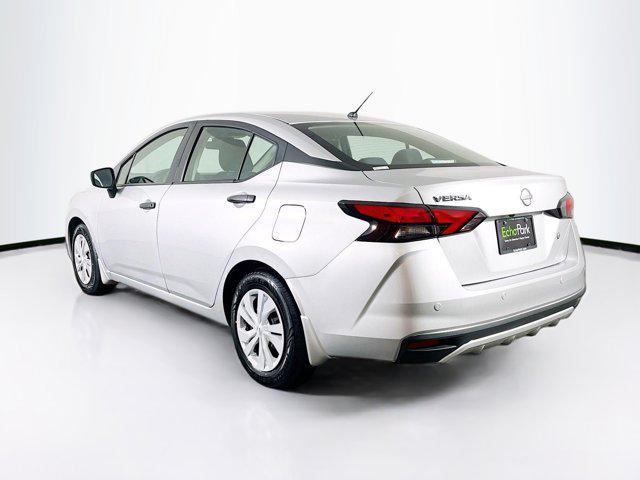 Photo of 2024 Brilliant Silver Metallic Nissan Versa
