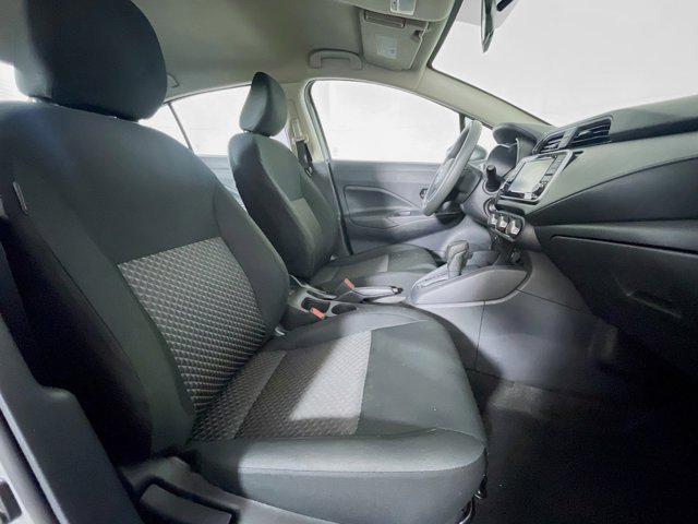 Photo of 2024 Brilliant Silver Metallic Nissan Versa