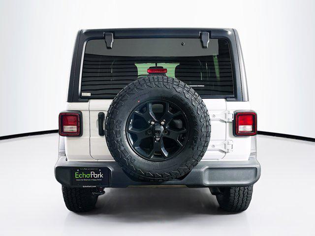 Photo of 2022 Bright White Clearcoat Jeep Wrangler