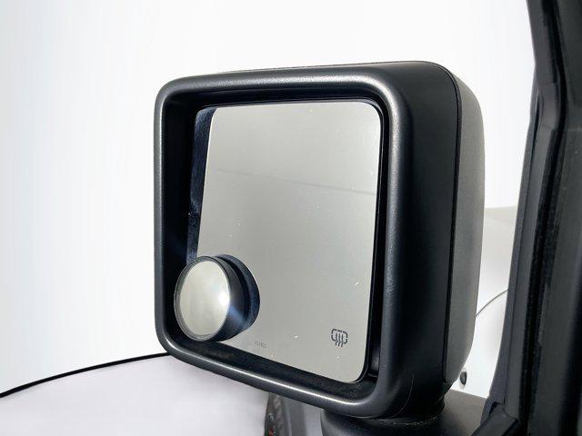 Photo of 2022 Bright White Clearcoat Jeep Wrangler