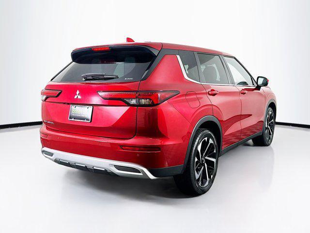 Photo of 2023 Red Diamond Mitsubishi Outlander