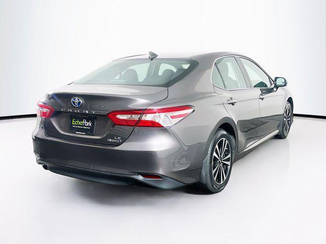 Photo of 2020 Predawn Gray Mica Toyota Camry