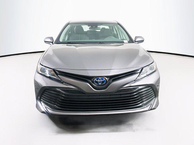Photo of 2020 Predawn Gray Mica Toyota Camry