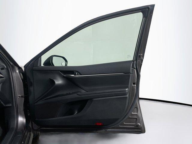 Photo of 2020 Predawn Gray Mica Toyota Camry
