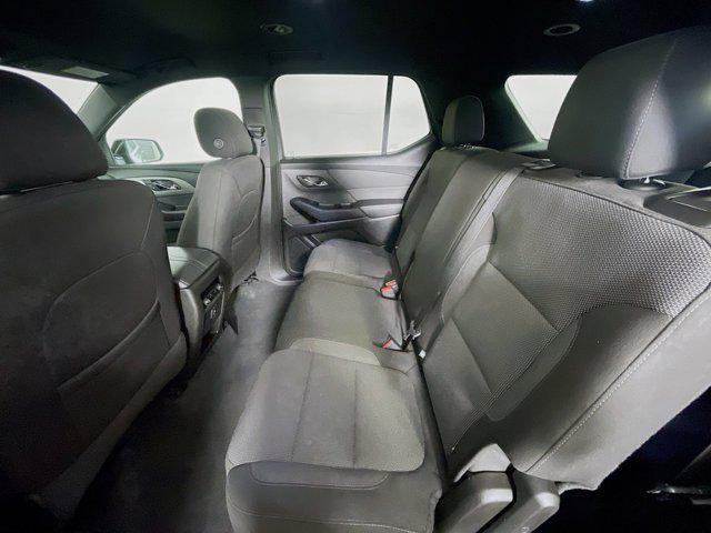 Photo of 2023 Mosaic Black Metallic Chevrolet Traverse