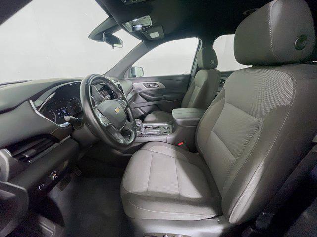 Photo of 2023 Mosaic Black Metallic Chevrolet Traverse