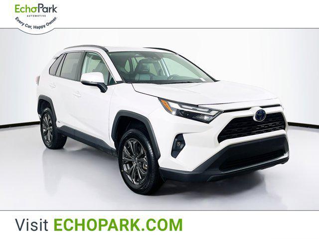 Photo of 2023 Wind Chill Pearl Toyota RAV4 Hybrid