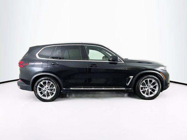 Photo of 2024 Black Sapphire Metallic BMW X5