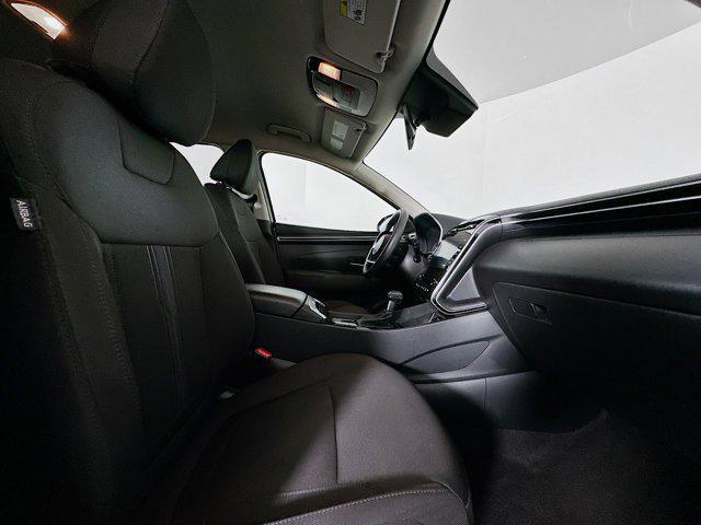 Photo of 2024 Shimmering Silver Hyundai TUCSON
