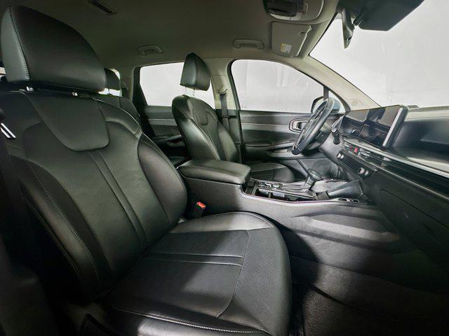 Photo of 2024 Everlasting Silver Kia Sorento