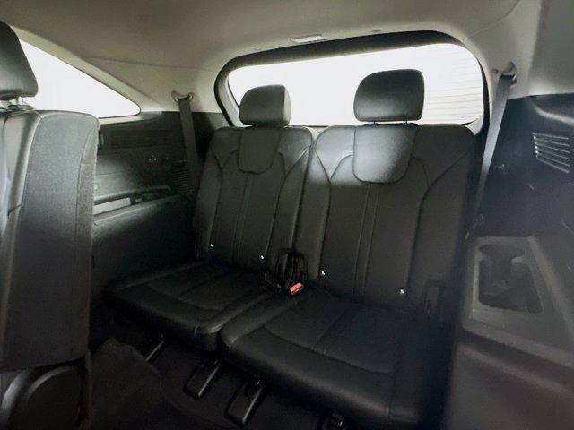 Photo of 2024 Everlasting Silver Kia Sorento