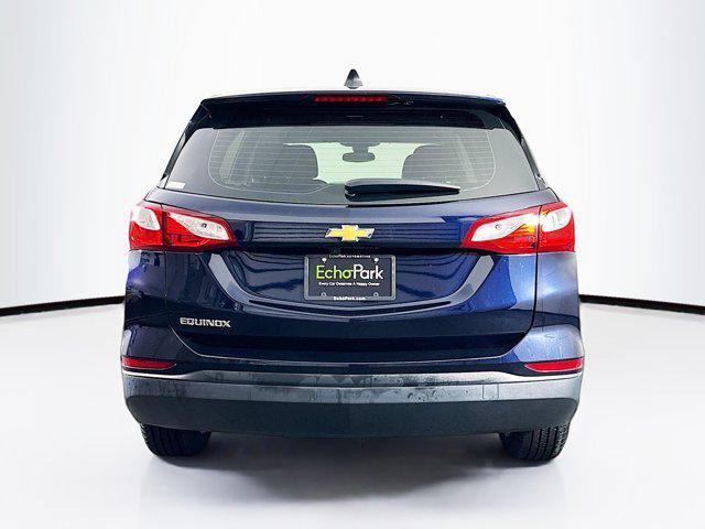 Photo of 2020 Midnight Blue Metallic Chevrolet Equinox