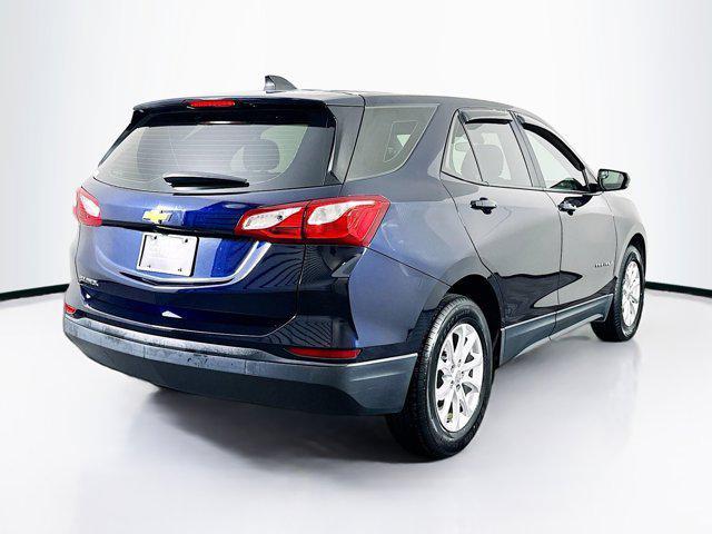 Photo of 2020 Midnight Blue Metallic Chevrolet Equinox
