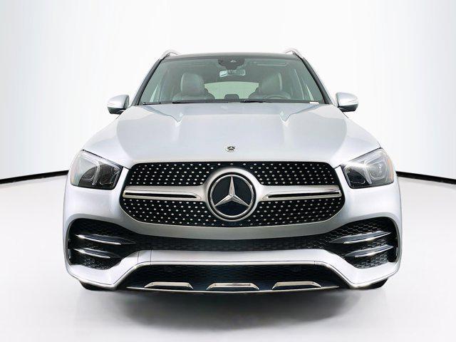 Photo of 2022 Silver Mercedes-Benz GLE 350