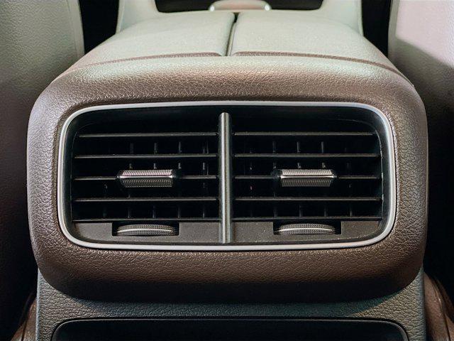 Photo of 2022 Silver Mercedes-Benz GLE 350
