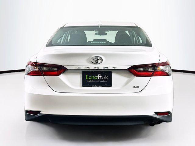 Photo of 2024 Ice Cap Toyota Camry