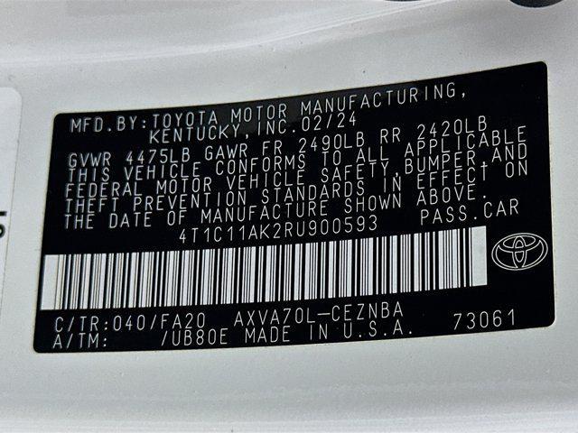 Photo of 2024 Ice Cap Toyota Camry