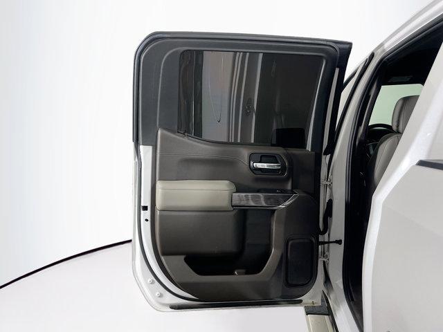 Photo of 2019 Iridescent Pearl Tricoat Chevrolet Silverado 1500