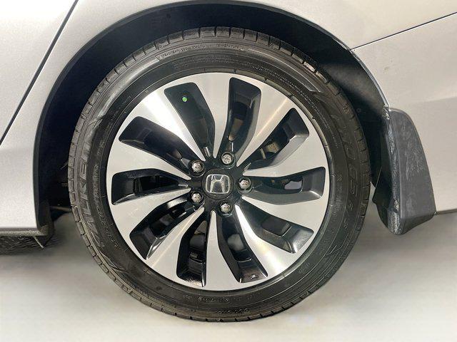 Photo of 2017 Lunar Silver Metallic Honda Accord Hybrid