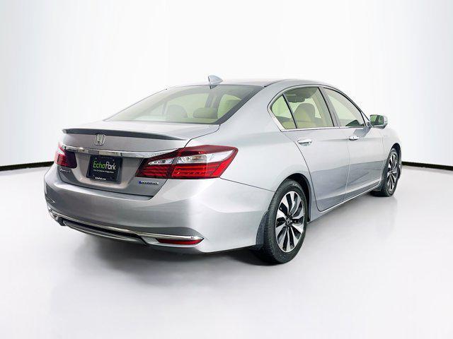 Photo of 2017 Lunar Silver Metallic Honda Accord Hybrid