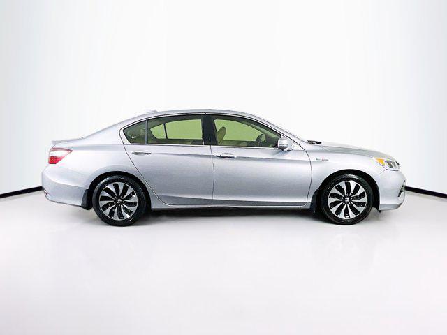 Photo of 2017 Lunar Silver Metallic Honda Accord Hybrid