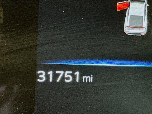 Photo of 2024 Guardian Gray Toyota Prius