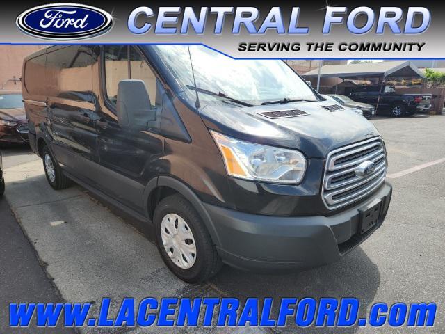 2017 Ford Transit-150