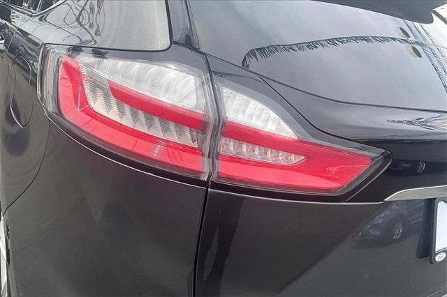 Photo of 2020 Magnetic Ford Edge